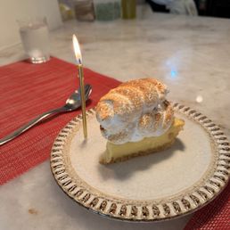 Anniversary dessert with a special touch! Anniversary dessert with a special touch!