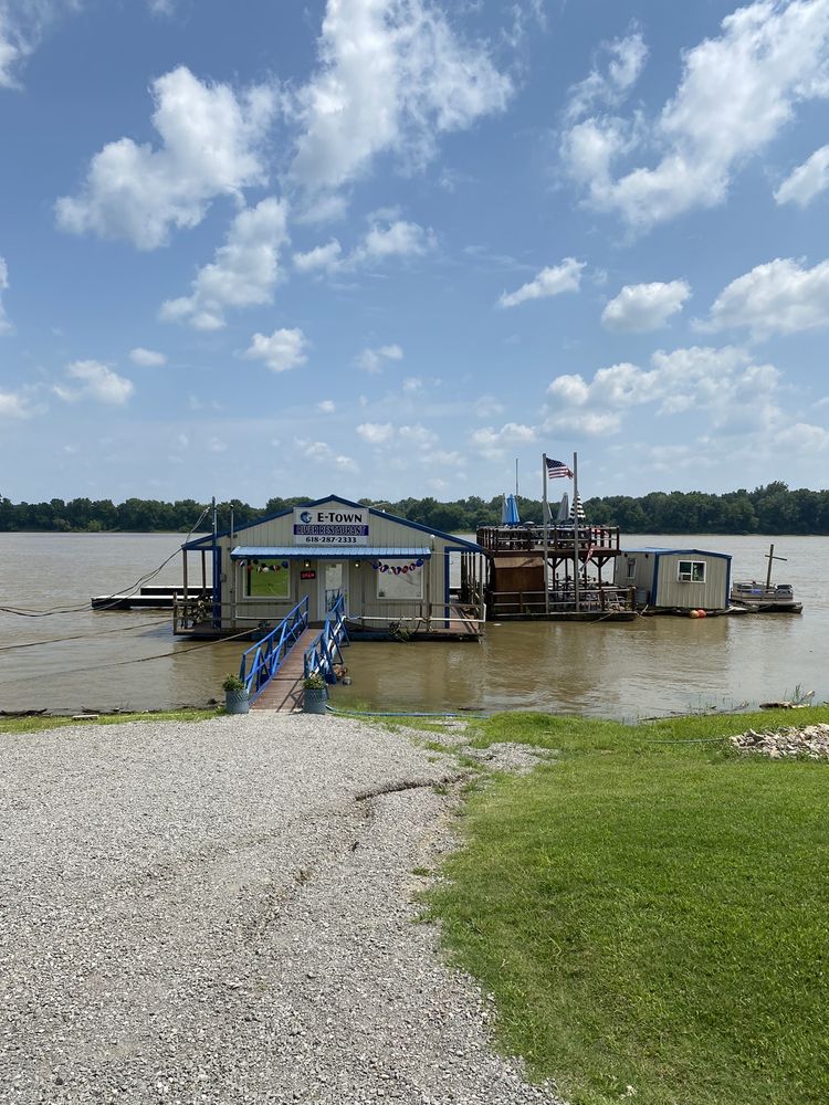 E’TOWN RIVERPORT EXPRESS Updated October 2024 251 Front St