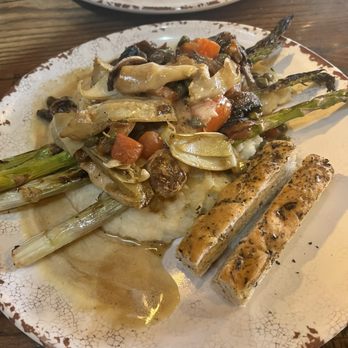 Ramble Creek Grill - Chicken Beurre Blanc - Steakhouses Near Me - Richmond, Texas Ramble Creek Grill - Chicken Beurre Blanc - Steakhouses Near Me - Richmond, Texas
