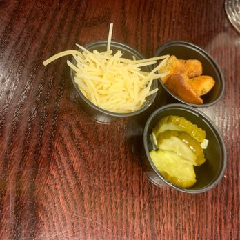 Newk's Eatery - Condiments - Pizza Near Me - Jacksonville, Florida