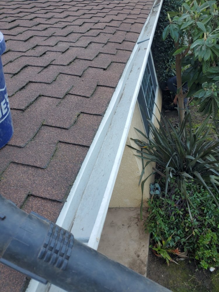 Slide of ProLine - Seamless Rain Gutters