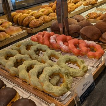 Paris Baguette - Coffee & Tea Near Me - Milpitas, California Paris Baguette - Coffee & Tea Near Me - Milpitas, California