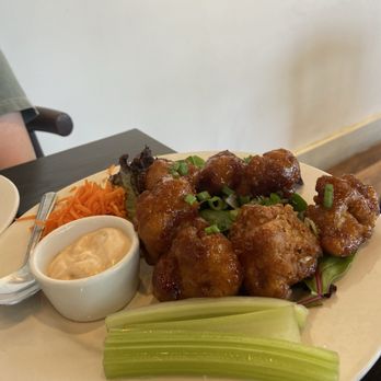 Variable Cafe - Drunk Cauliflower - Vegan Near Me - Los Angeles, California Variable Cafe - Drunk Cauliflower - Vegan Near Me - Los Angeles, California