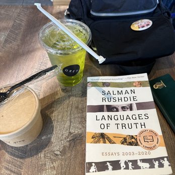 GREY Cafe - Green Apple Tea and Earl Grey Banana Pudding - Cafes Near Me - Flushing, New York