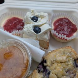 Cheesecake, scone, and pana cotta