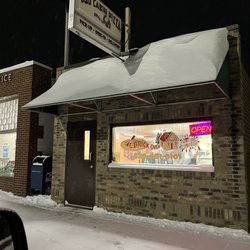 Log Cabin Pizza