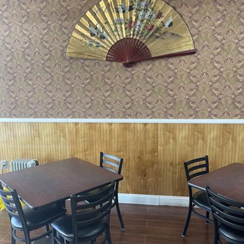 Young Chow Cafe Centreville - a fan on the wall - Seafood Near Me - Centreville, Virginia Young Chow Cafe Centreville - a fan on the wall - Seafood Near Me - Centreville, Virginia
