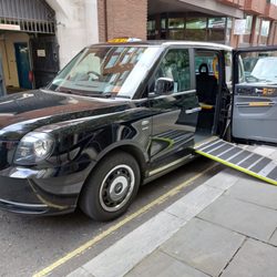 Visit London Taxi Tours