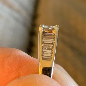 Express Watch Repair - This is how both side of the ring should look. - Watch Repair Near Me - Victorville, California Express Watch Repair - This is how both side of the ring should look. - Watch Repair Near Me - Victorville, California