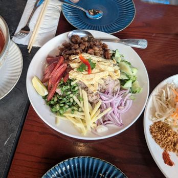 Surina Thai - Kao cluk kapi. - Thai Near Me - Chamblee, Georgia