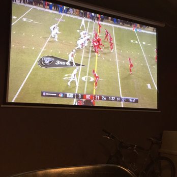 Lighthouse Bar & Grill - Raiders at Chiefs 12-08-16 - Sports Bars Near Me - West Sacramento, California Lighthouse Bar & Grill - Raiders at Chiefs 12-08-16 - Sports Bars Near Me - West Sacramento, California