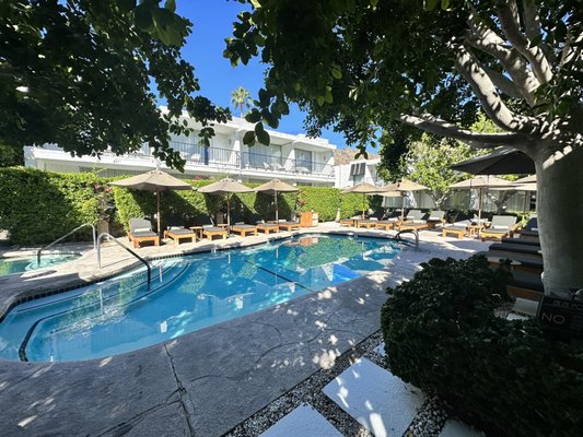 Chi Chi Restaurant by null