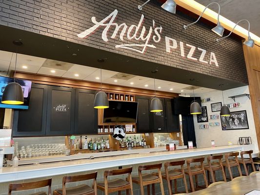 Andy's Pizza Tyson's/McLean by null