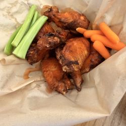 Garden Grille & Bar - Buffalo Wings