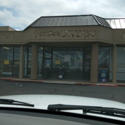 Gessler Drug Company - See the going out of business sign?