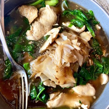 9 Thai kitchen - Lad Na chicken - Thai Near Me - Las Vegas, Nevada 9 Thai kitchen - Lad Na chicken - Thai Near Me - Las Vegas, Nevada