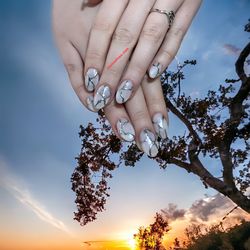 Open on Sunday
Foxinailspa.com