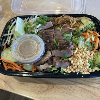 Local Kitchens - Asian Box Pork CYO over salad with tamarind dressing - Burgers Near Me - Cupertino, California Local Kitchens - Asian Box Pork CYO over salad with tamarind dressing - Burgers Near Me - Cupertino, California