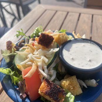 MOJO Kitchen, BBQ Pit Blues Bar - Side Salad - Barbeque Near Me - Jacksonville Beach, Florida MOJO Kitchen, BBQ Pit Blues Bar - Side Salad - Barbeque Near Me - Jacksonville Beach, Florida