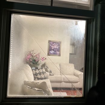 Rocklin Glass & Mirror - Cracked window glass - Glass & Mirrors Near Me - Rocklin, California Rocklin Glass & Mirror - Cracked window glass - Glass & Mirrors Near Me - Rocklin, California