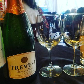 Vine Wine Shop & Lounge - Love my wine club! - Wine Bars Near Me - Boise, Idaho Vine Wine Shop & Lounge - Love my wine club! - Wine Bars Near Me - Boise, Idaho