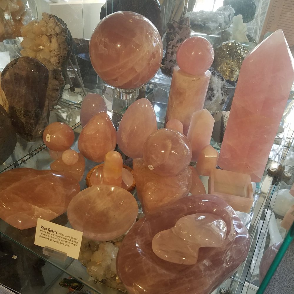 Dinosaur Gallery - Gemstones & Minerals Near Me - Del Mar, California Dinosaur Gallery - Gemstones & Minerals Near Me - Del Mar, California