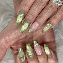 Papillon Lounge & Nails