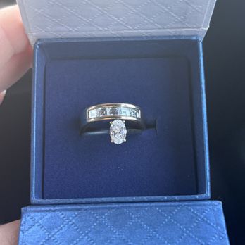 Geneva Jewelry - Jewelry Near Me - Riverside, California Geneva Jewelry - Jewelry Near Me - Riverside, California