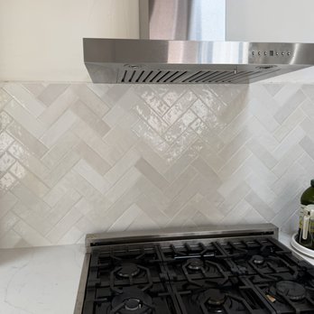 Modern Tile - beautiful backsplash work! - Tiling Near Me