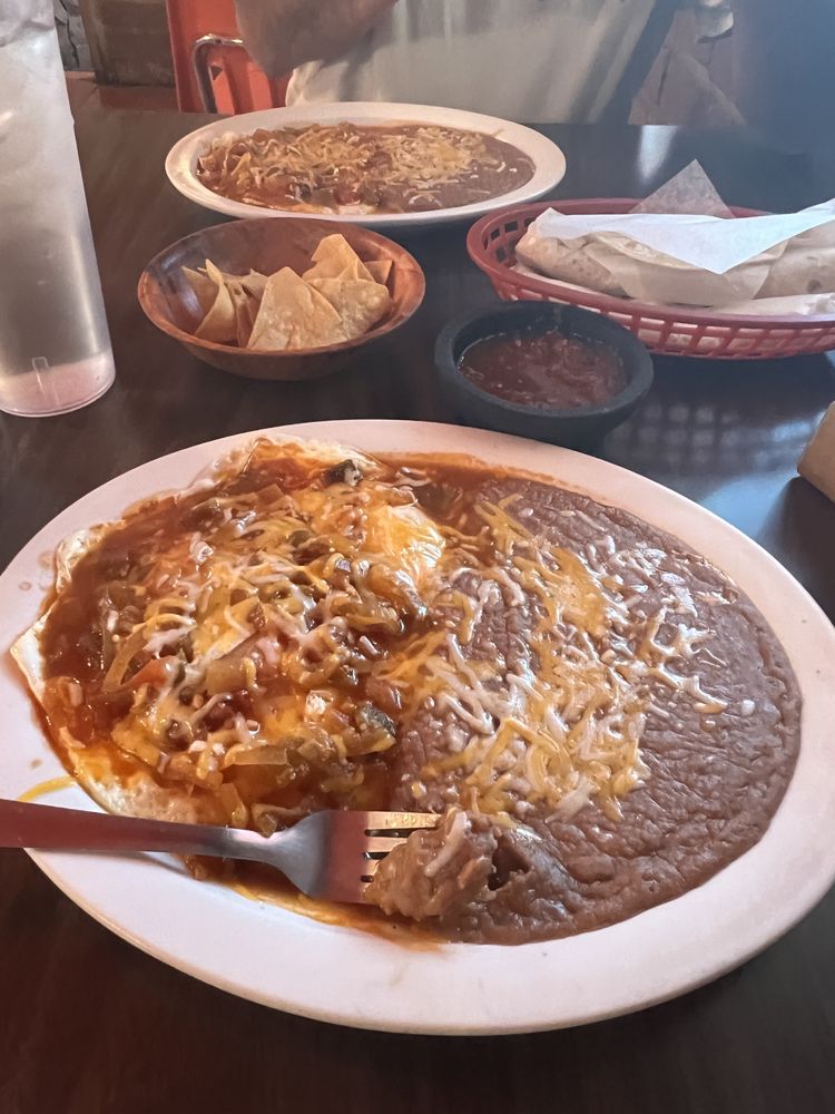 Casa Rivera's Taco Express Logo