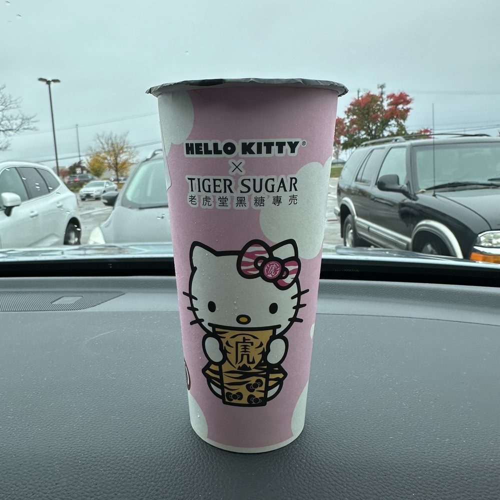 TIGER SUGAR - Traditional milk tea (black tea) with boba - Bubble Tea Near Me - mason, Ohio