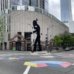 Hammering Man