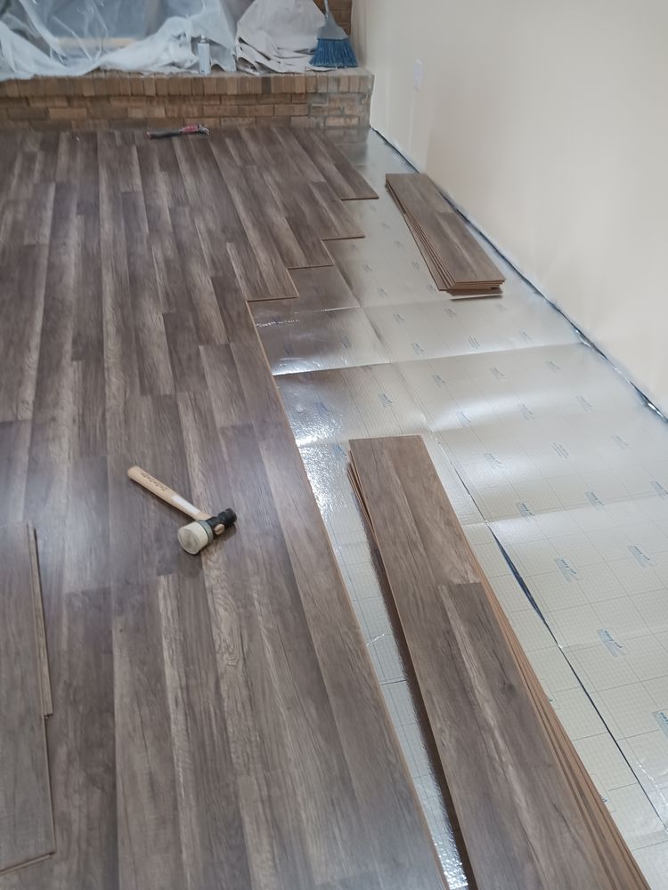 Slide of Ismael Ceramics and Porcelain Installations