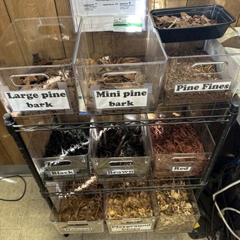 Mulch For You - Mulch types - Landscaping Near Me - Oviedo, Florida Mulch For You - Mulch types - Landscaping Near Me - Oviedo, Florida