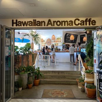 Outrigger Waikiki Beachcomber Hotel - Love this coffee shop & bar! - Hotels Near Me - Honolulu, Hawaii Outrigger Waikiki Beachcomber Hotel - Love this coffee shop & bar! - Hotels Near Me - Honolulu, Hawaii