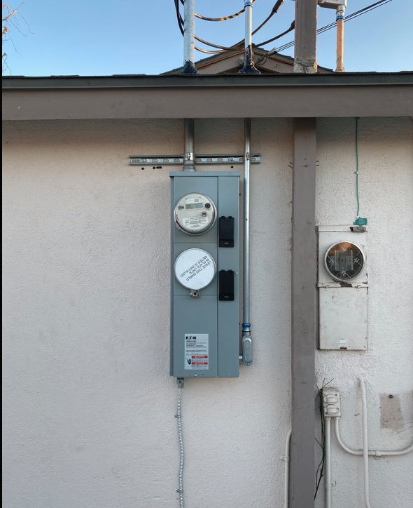 Slide of Ca Electrical Group 24/7