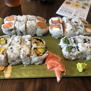 Poke Fresh - From top left to right - Spicy Crunchy Tuna Roll, Salmon Cream cheese Roll Bottom left to right - Peanut Avocado Roll, Asparagus Roll - Sushi Bars Near Me - Houston, Texas Poke Fresh - From top left to right - Spicy Crunchy Tuna Roll, Salmon Cream cheese Roll Bottom left to right - Peanut Avocado Roll, Asparagus Roll - Sushi Bars Near Me - Houston, Texas