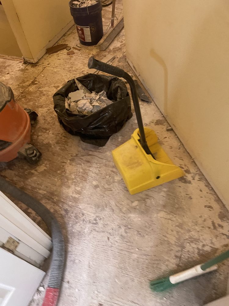 Slide of Tony’s Custom Builds