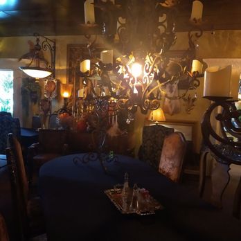 Seasons Restaurant - Dining area - American Near Me - Corbin, Kentucky