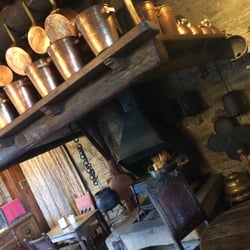 Palacio de Canedo - Entre cobre y chimenea