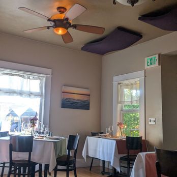 Coho Restaurant - Was not as busy as I expected. - Seafood Near Me - Friday Harbor, Washington