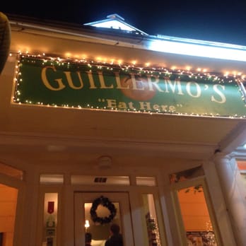 Guillermo's - Decorated for Christmas. Great place to eat outside! - Italian Near Me - San Antonio, Texas Guillermo's - Decorated for Christmas. Great place to eat outside! - Italian Near Me - San Antonio, Texas