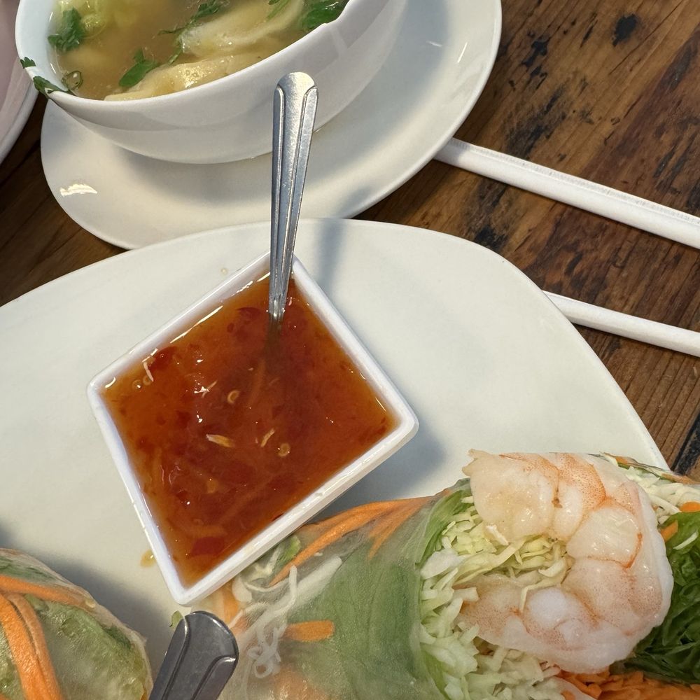 Thai Thai Asian Bistro - Shrimp spring rolls and wonton soup - Thai Near Me - Norman, Oklahoma Thai Thai Asian Bistro - Shrimp spring rolls and wonton soup - Thai Near Me - Norman, Oklahoma