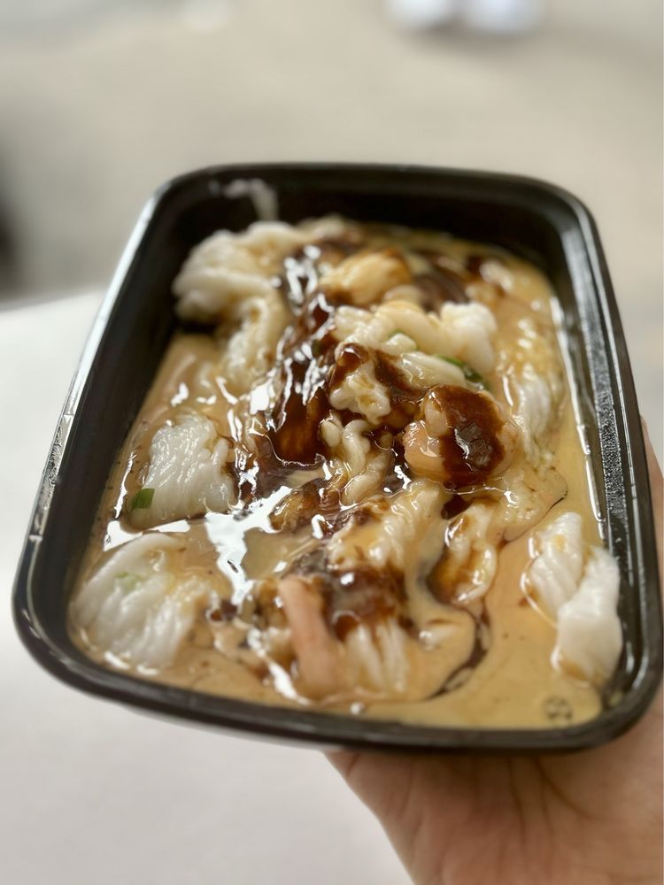 Tonii’s Fresh Rice Noodle