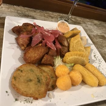 La Garita - Small Sampler - Puerto Rican Near Me - San Juan, Puerto Rico La Garita - Small Sampler - Puerto Rican Near Me - San Juan, Puerto Rico