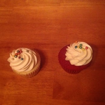 Vanilla Pastry Studio - Look good but not - Desserts Near Me - Pittsburgh, Pennsylvania