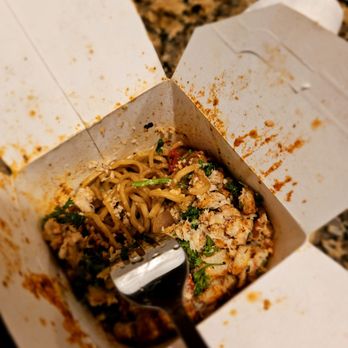 honeygrow - Chesapeake Crab stir-fry - Salad Near Me - Owings Mills, Maryland