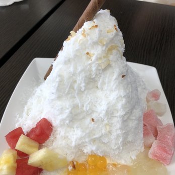 Frostcity - Haupia single flavor - Desserts Near Me - Honolulu, Hawaii
