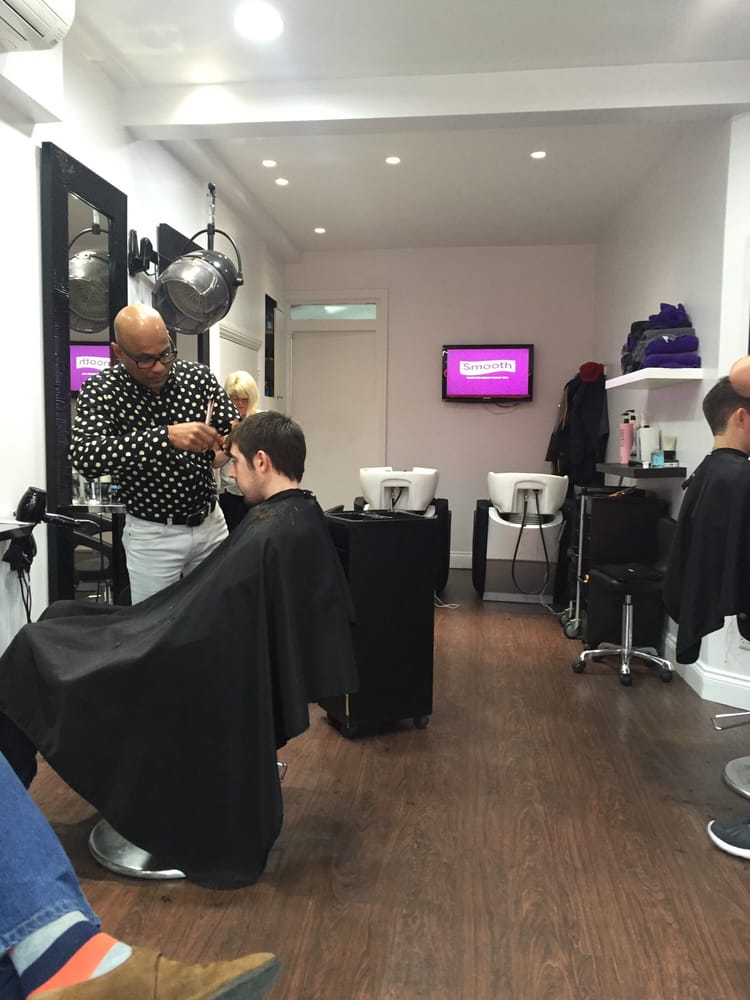 HEAD 2 HEAD 12 Photos 206 Putney Bridge Road, London, United