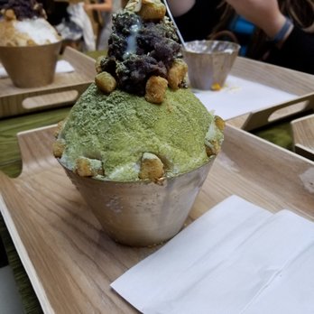 Flurrries Cafe - Matcha bingsoo - Desserts Near Me - Edmonton, Alberta Flurrries Cafe - Matcha bingsoo - Desserts Near Me - Edmonton, Alberta